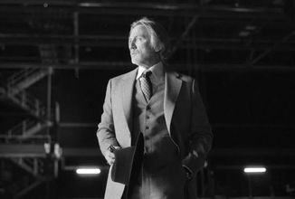 Padla první klapka třetího dílu detektivky Na nože, Daniel Craig na první fotce