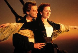 AP_titanic_kate_leonardo_jack_rose_sk_140113_33x16_992.jpg