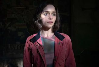 MCU seriál Secret Invasion na nových fotkách. A koho si tedy nakonec zahraje Emilia Clarke?
