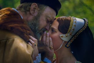 Jude Law na první fotce k historickému filmu Firebrand jako anglický král Jindřich VIII.