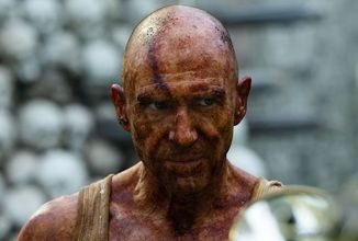 V novém traileru na 28 let poté se otec a syn vydávají na území agresivních zombíků