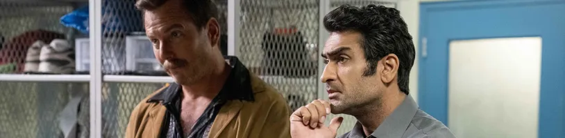 Místo činu jako základna situační komedie, Netflix přestavil netradiční krimi sérii Murderville