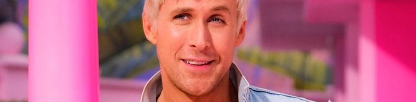 Ryan Gosling jako sexy panák Ken na první fotce k filmu o Barbie
